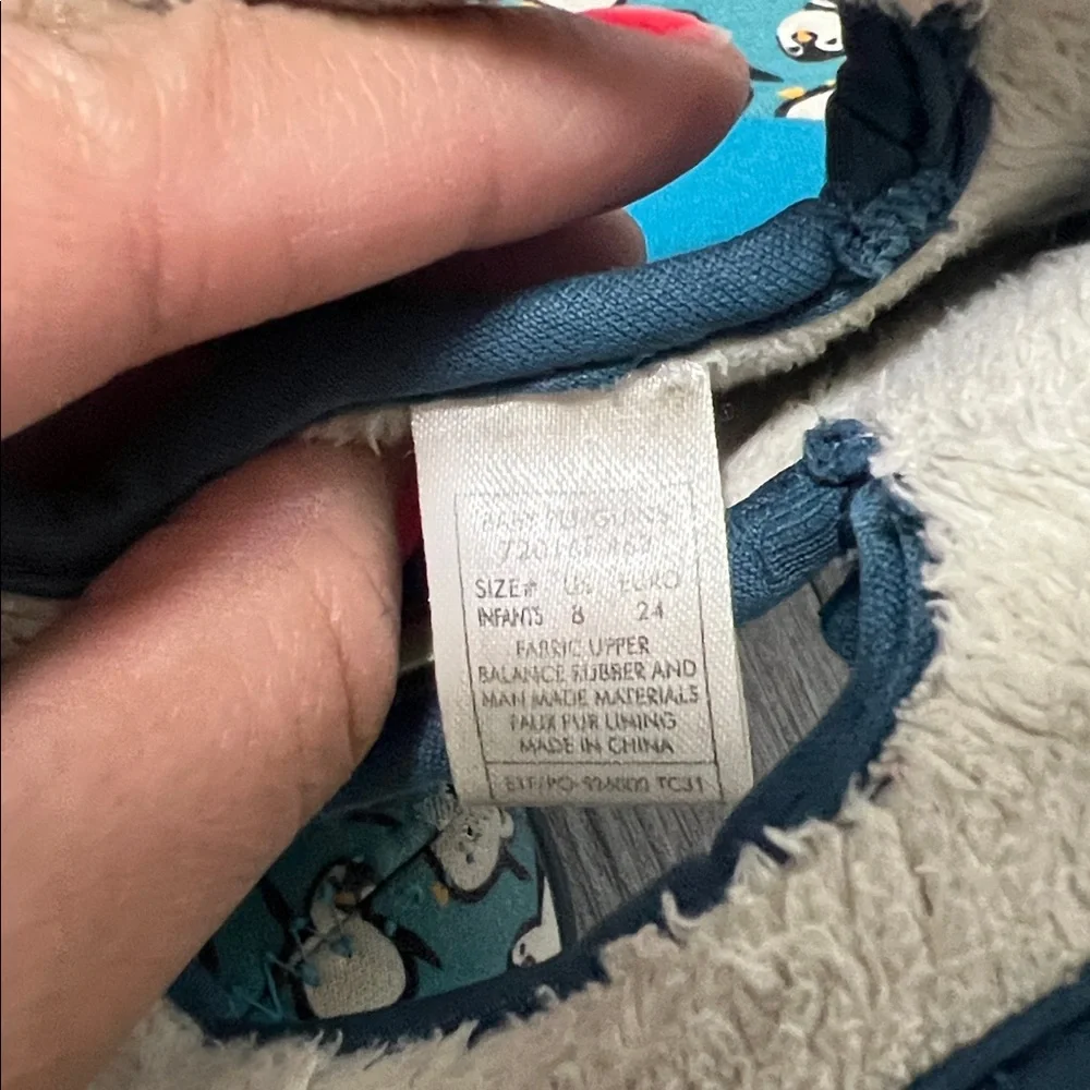 Bogs baby Teal Penguin Waterproof Rain Boot/ size 8